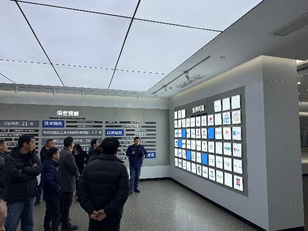 江苏亚威机床股份有限公司 江苏亚威机床股份有限公司