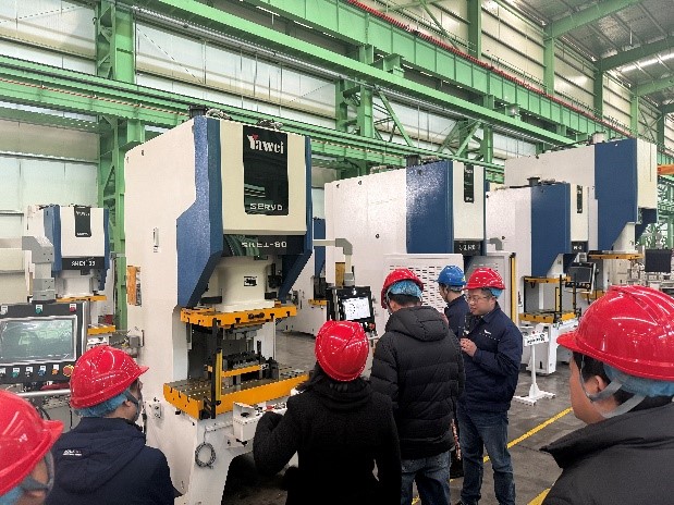 江苏亚威机床股份有限公司 江苏亚威机床股份有限公司