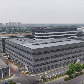 亚威股份钣金自动化设备成功交付，赋能华源之光储能产业